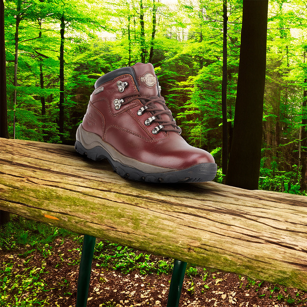 INUVIK Men's Leather Waterproof Walking Boots - Oxblood